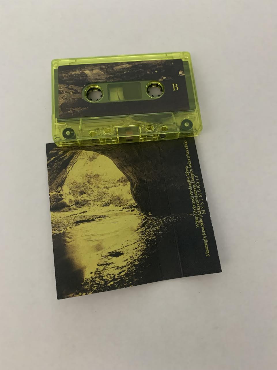 Abhasa - १ [Post Metal] (Mystic Timbre - Tape - 4/21/20)